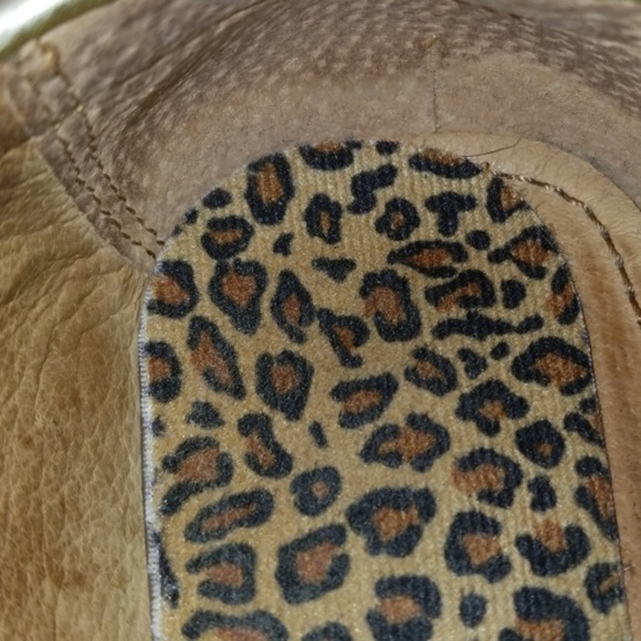 Shoes - Picture 8 of 8